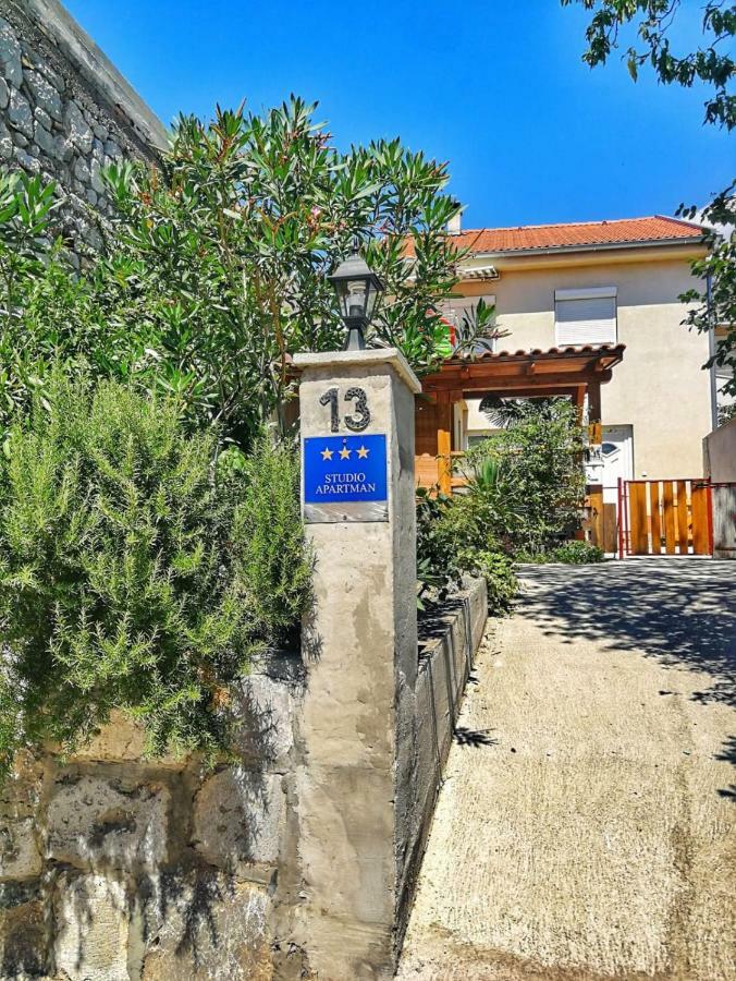 Appartamento Jasmina Senj  Esterno foto