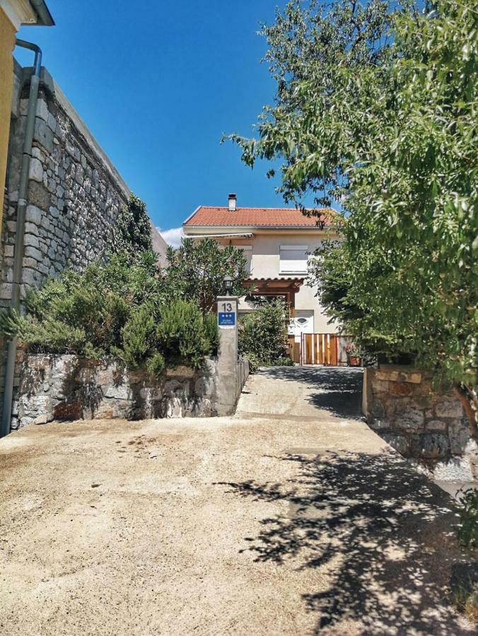 Appartamento Jasmina Senj  Esterno foto
